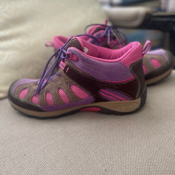 Merrell EUC Hiking shoes - Picture 8 of 9